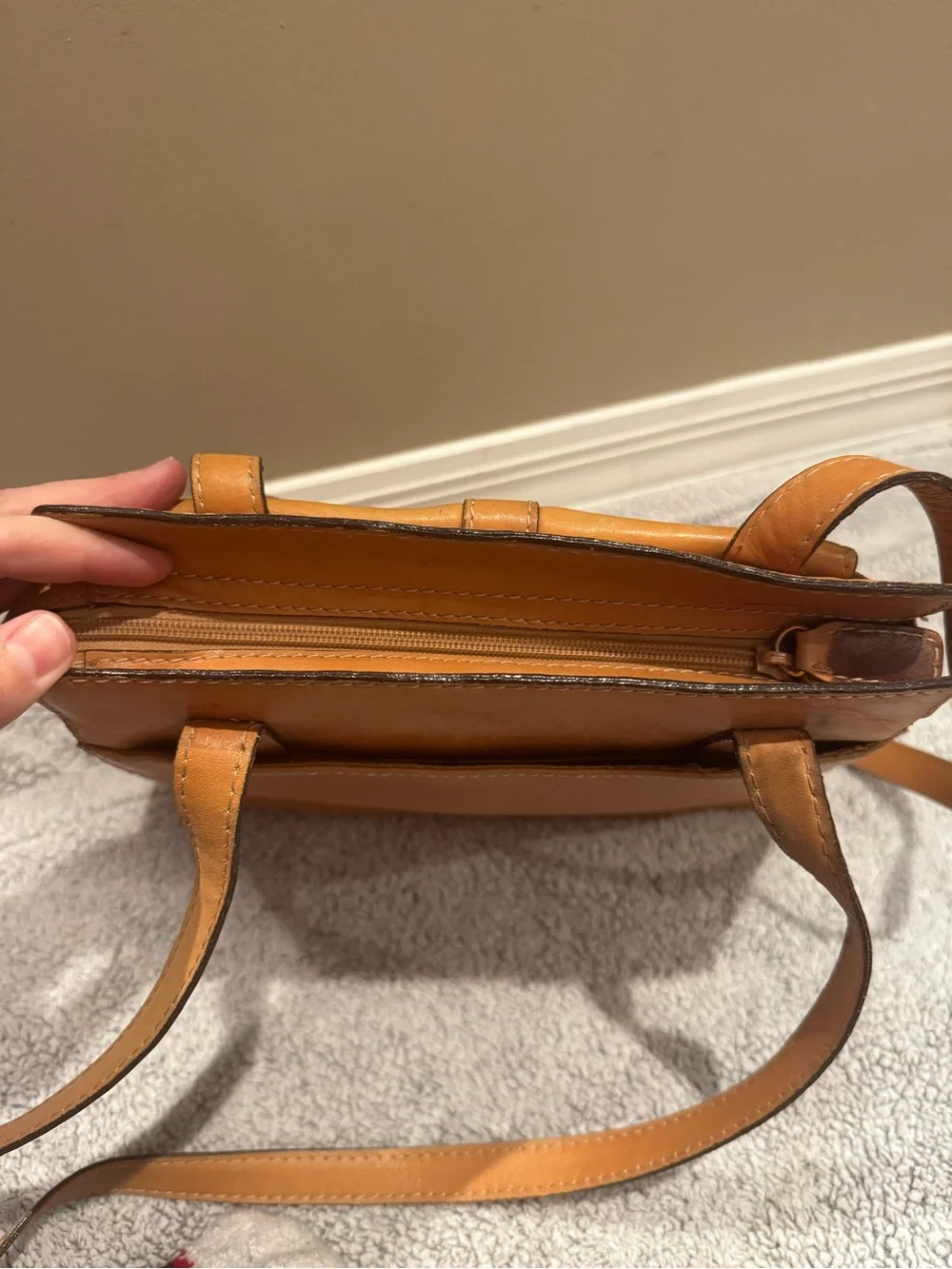 Vintage Etienne Aigner Leather Shoulder Bag in Tan by